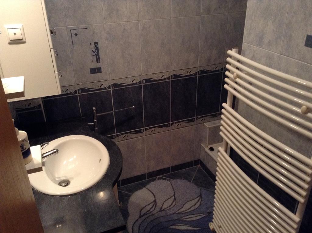 Babati Apartmanhaz Apartment ซาลาคาโรส ภายนอก รูปภาพ
